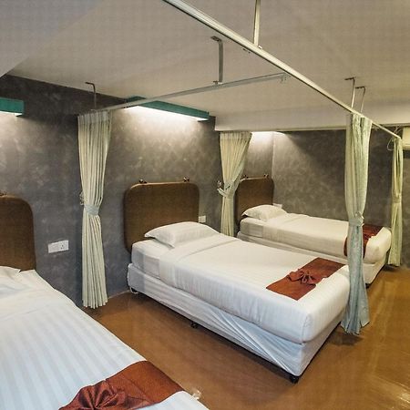 Hostel Rangoon Boutique House Zewnętrze zdjęcie
